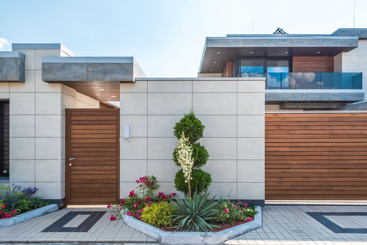 Front entry planting in Apex